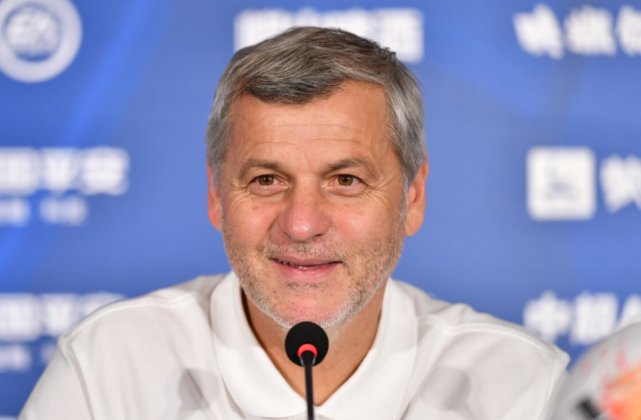 开元体最在线新网址-风云突变比利亚雷亚尔清晨外线爆发，NBA季后赛版图或变，质疑声仍在，临场指挥获称赞(皇马胜比利亚雷亚尔)